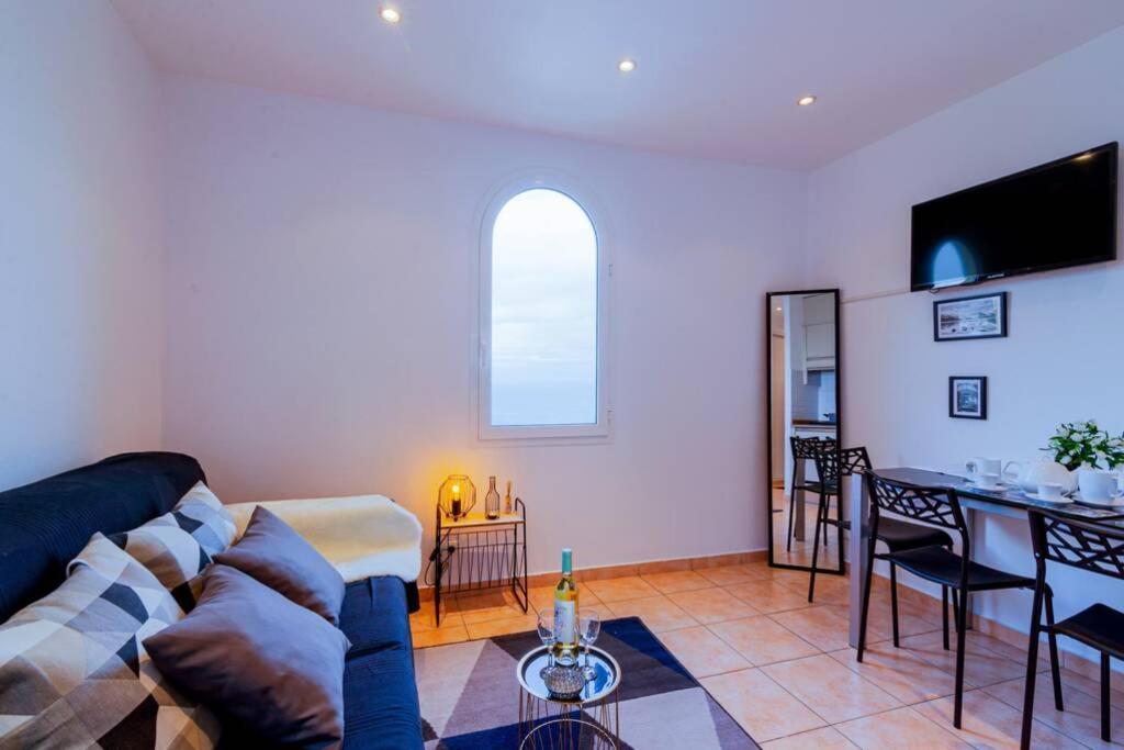 Brand New Studio, Sea View, Aircon, Wifi Roquebrune-Cap-Martin