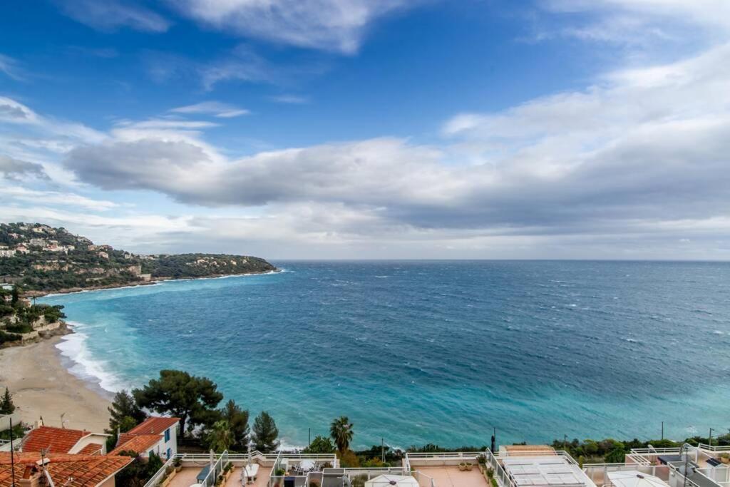 Apartment Brand New Studio, Sea View, Aircon, Wifi