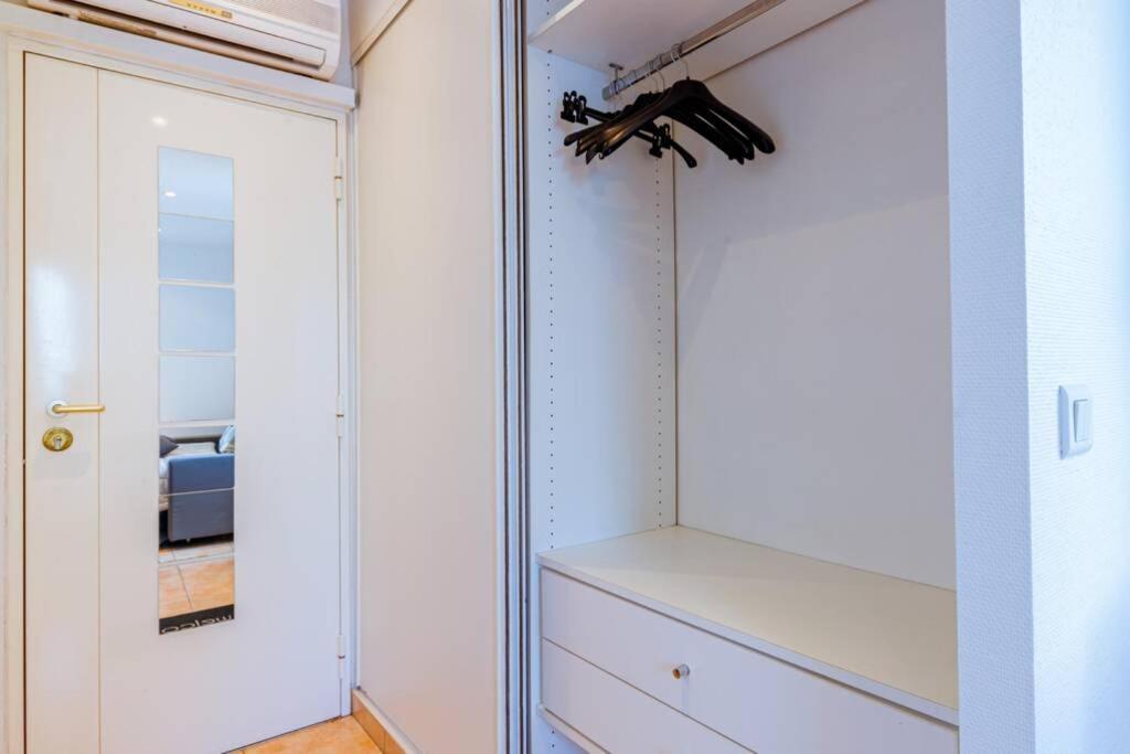 Brand New Studio, Sea View, Aircon, Wifi * Roquebrune-Cap-Martin